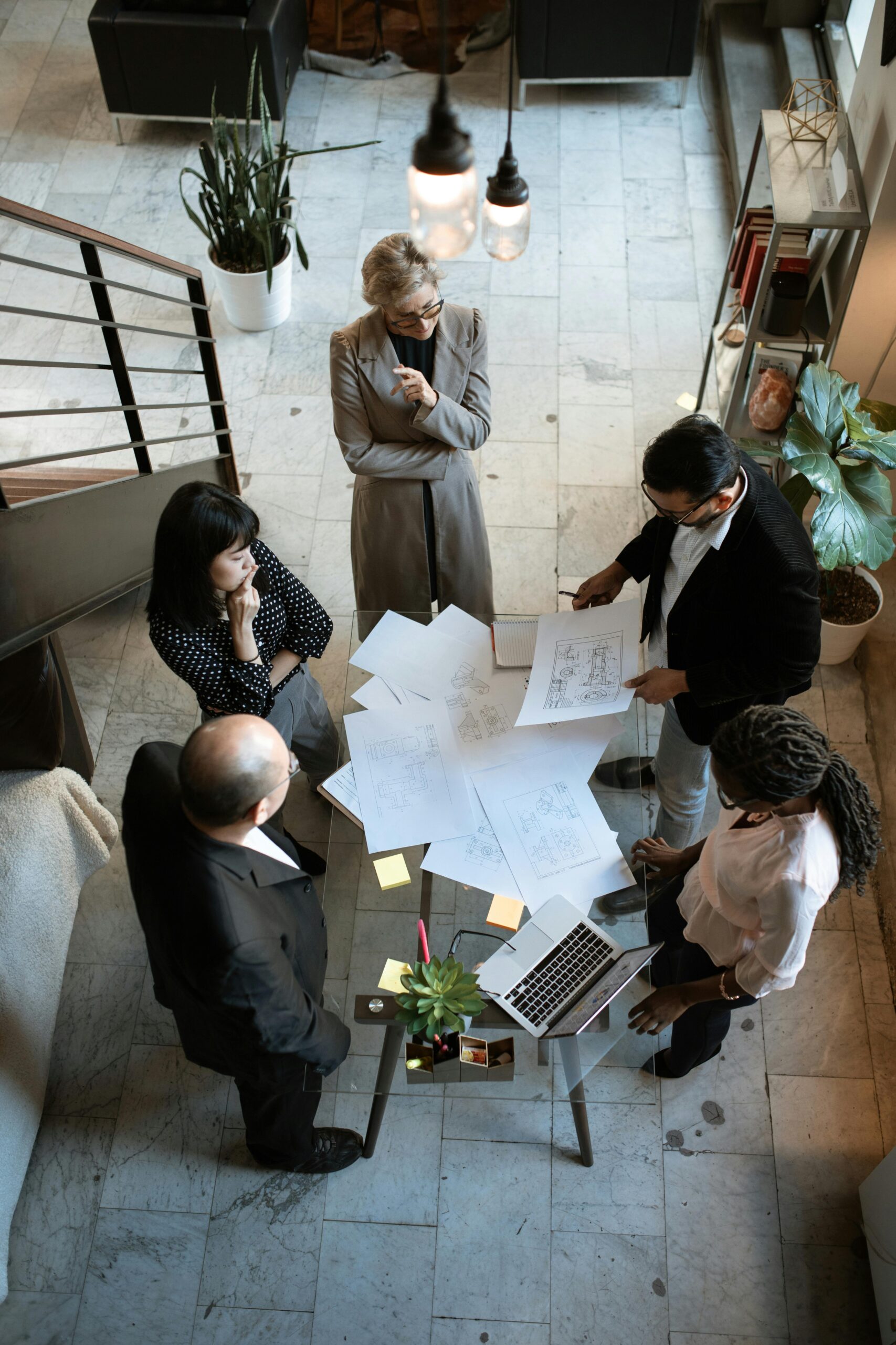 Services pexels rdne 5922204